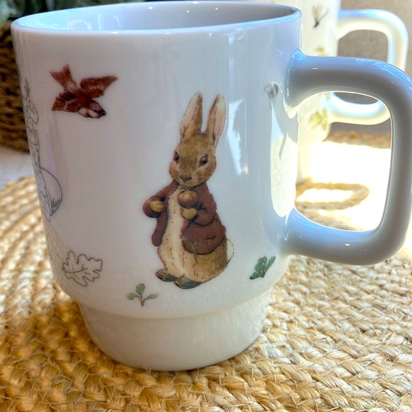 (4) Beatrix Potter Peter Rabbit Mugs - Picture 7 of 16